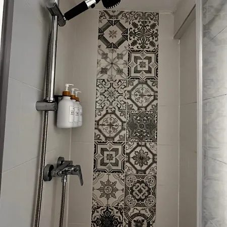 In The Heart Of Perfect For Familys Friends Business And Contractors Yarm