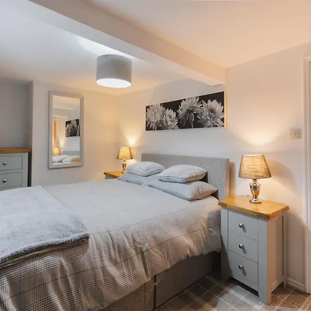 Unique Cottage In Yarm With A 5 Star Location Kingsize And Double Beds * Yarm