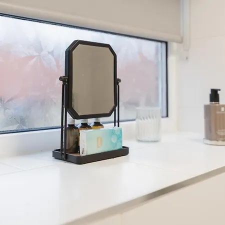 펜션 On High Street Great For Couples Families Contractors Welcome