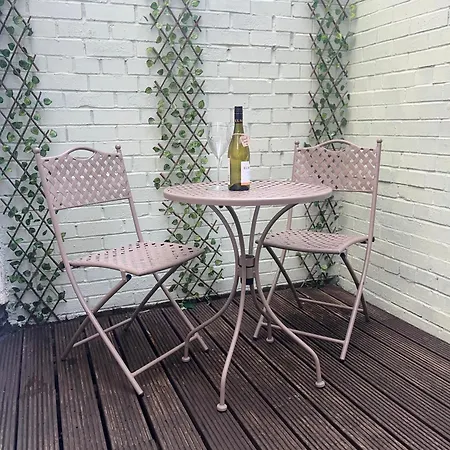Unique Cottage In Yarm With A 5 Star Location Kingsize And Double Beds * Yarm