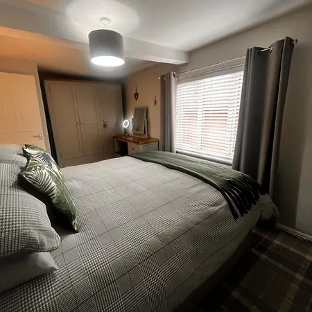 Vakantiehuis In The Heart Of Perfect For Familys Friends Business And Contractors